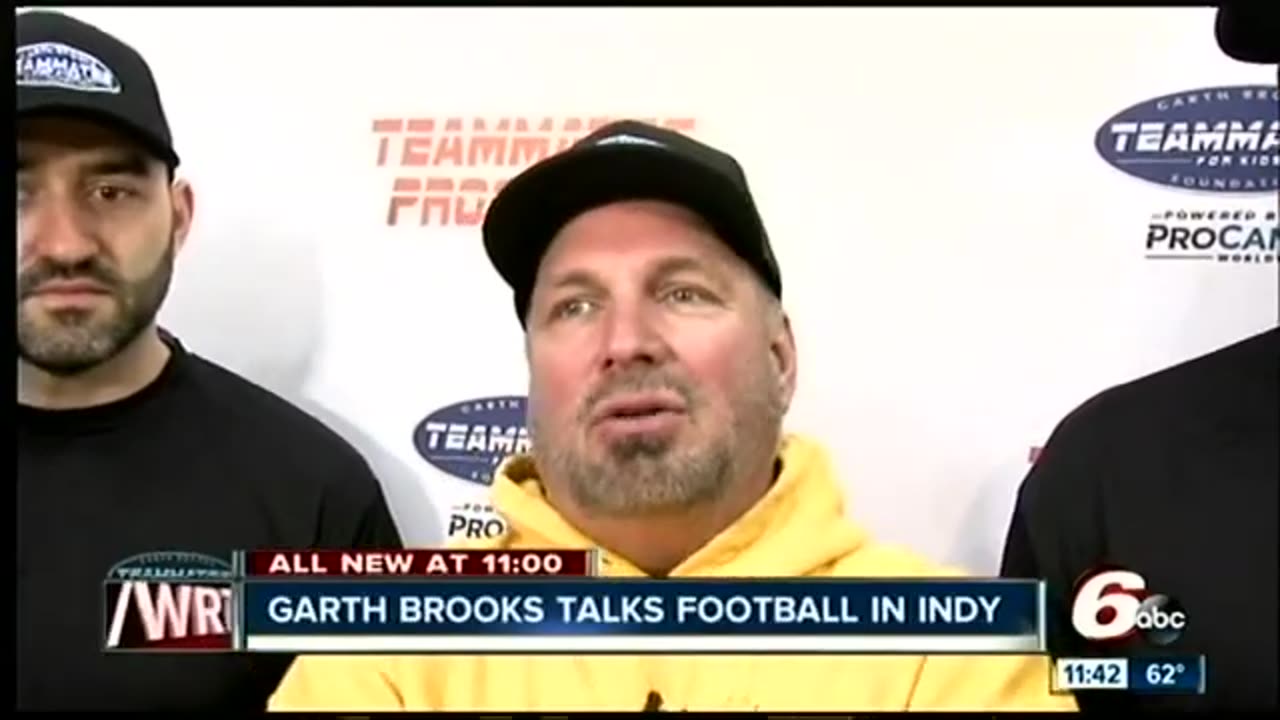 October 7, 2017 - Garth Brooks Engages in Outreach with Indy Football Youth