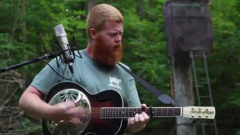Oliver Anthony - "Rich Men North Of Richmond" (August 2023)