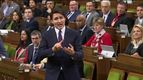 WATCH: Trudeau stumped on his government's deficit tally