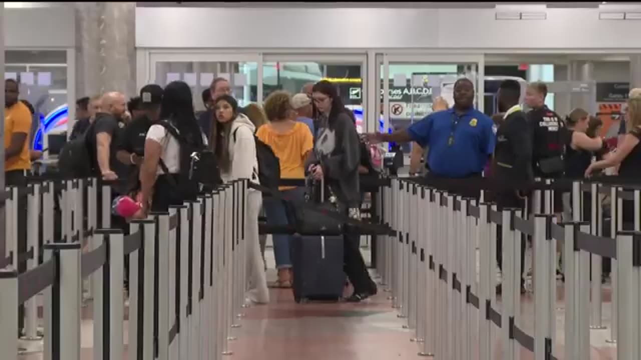 Labor Day travel underway at Atlanta airport