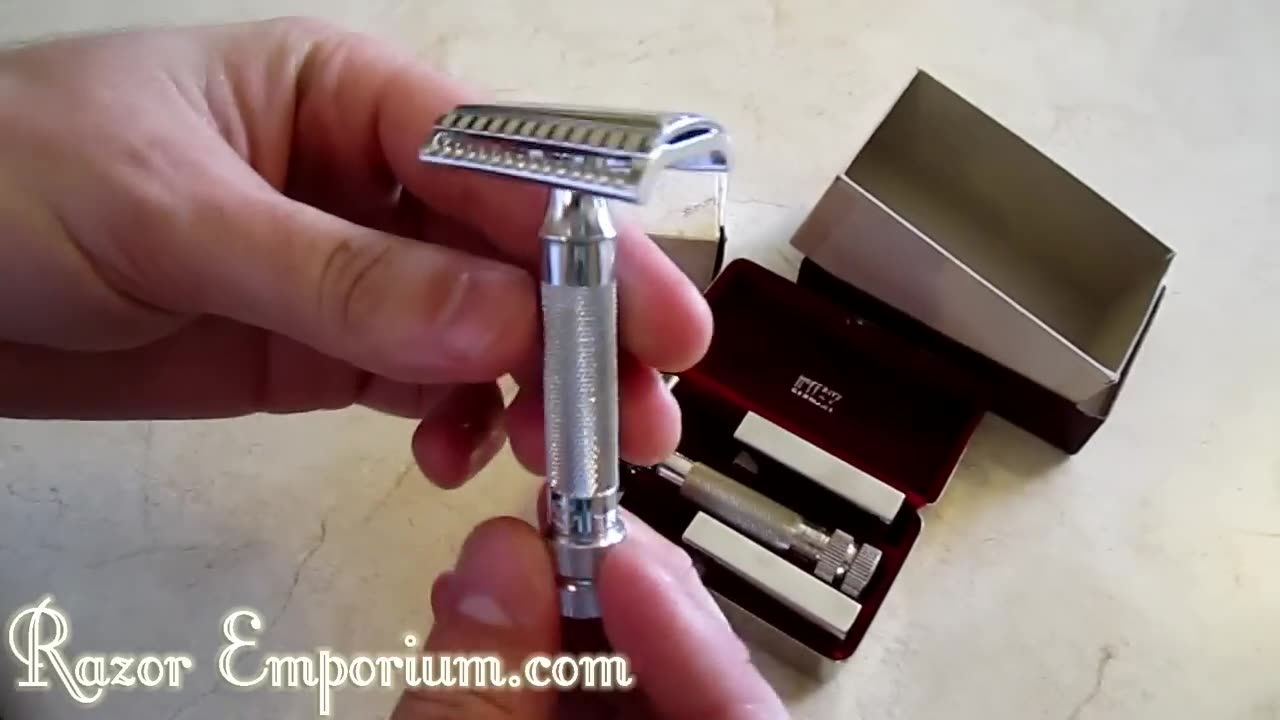 The German Slanted Safety Razor :: Merkur Slant & vintage Hoffritz Slant