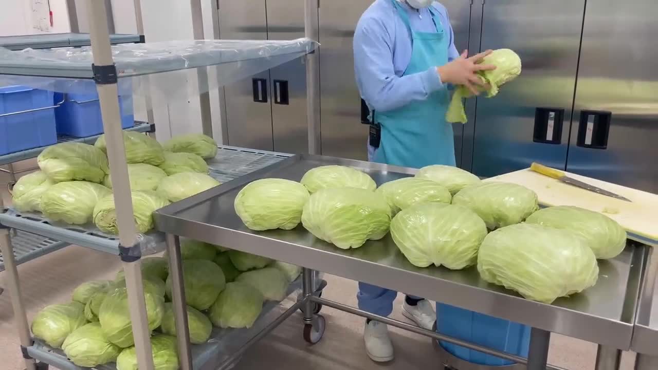 HOW TO COOK & FEED over 3000 Japanese Students (3)
