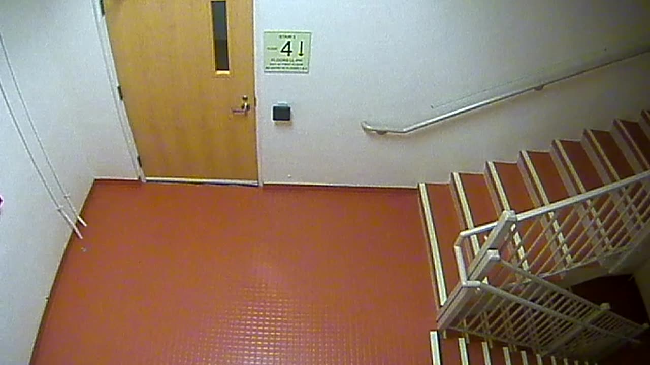 8414OHOB04Stair3_2021-01-05_05h30min40s953ms.mp4