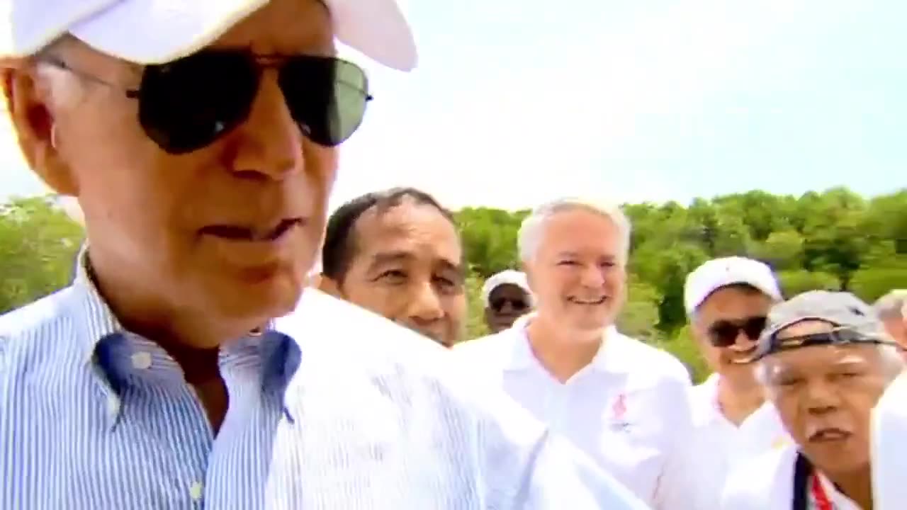 Biden likes Russians Biceps