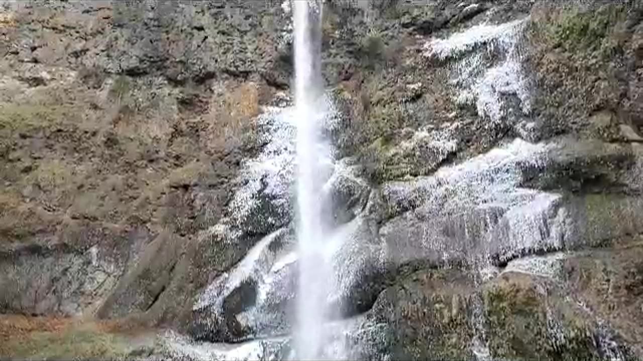 Falls