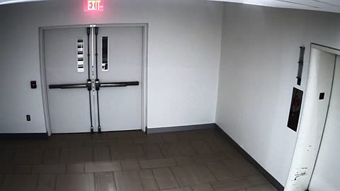 8472OHOB01FreightElevator_2021-01-06_21h20min01s713ms.mp4