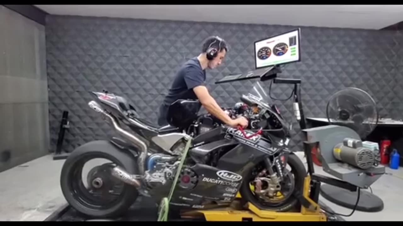 Who has The Best Sound ❓ | #shorts