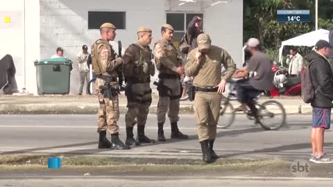 Manifestantes bolsonaristas atacam viaturas no Pará | SBT Brasil