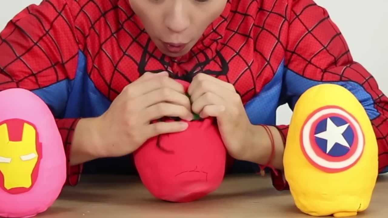 Superhero Play-Doh Avengers Spiderman Superman