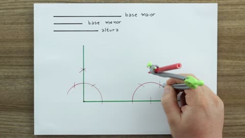 Construir um trapézio isósceles, dada as medidas das bases e de sua altura.