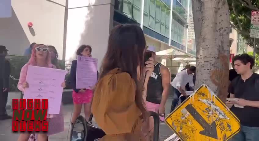 Nickelodeon Zoey 101 child actress Alexa Nikolas leads another ‘Eat Predators’ protest.