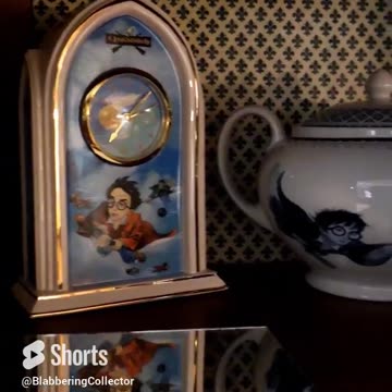 Peak My Little Shelfie! #wizardingworld #harrypottercollection #harrypotter