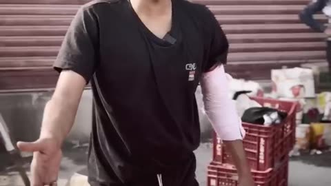Kele 🐣🐣 wale ko aya gussa