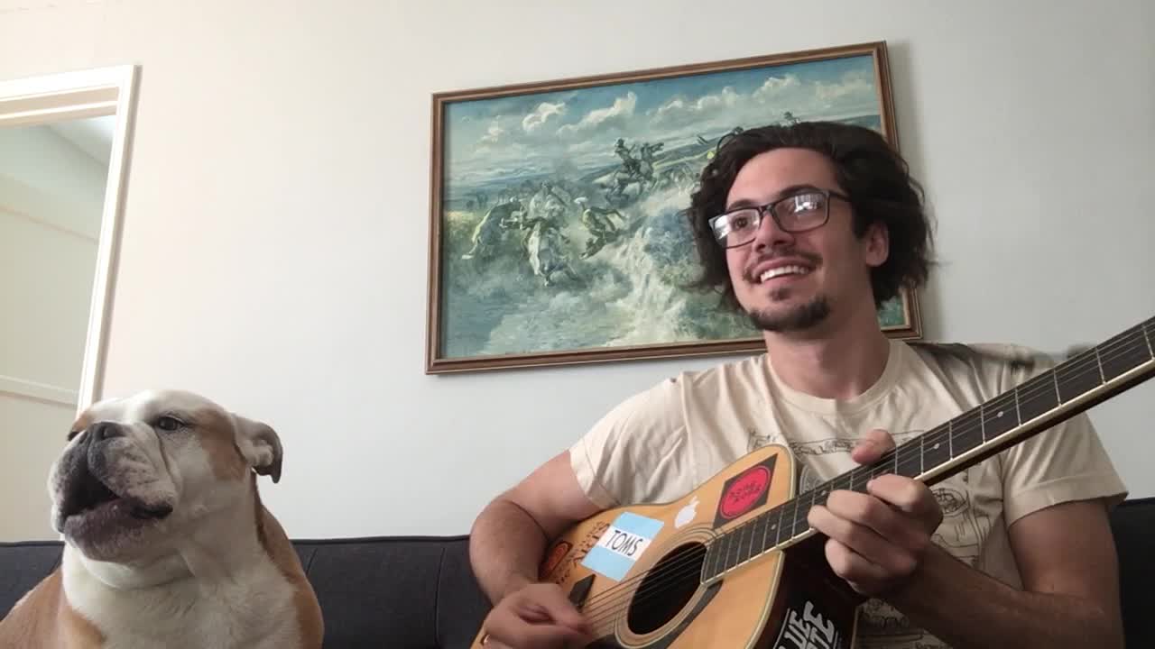 Precious Bulldog Loves To Show Off His Singing Skills