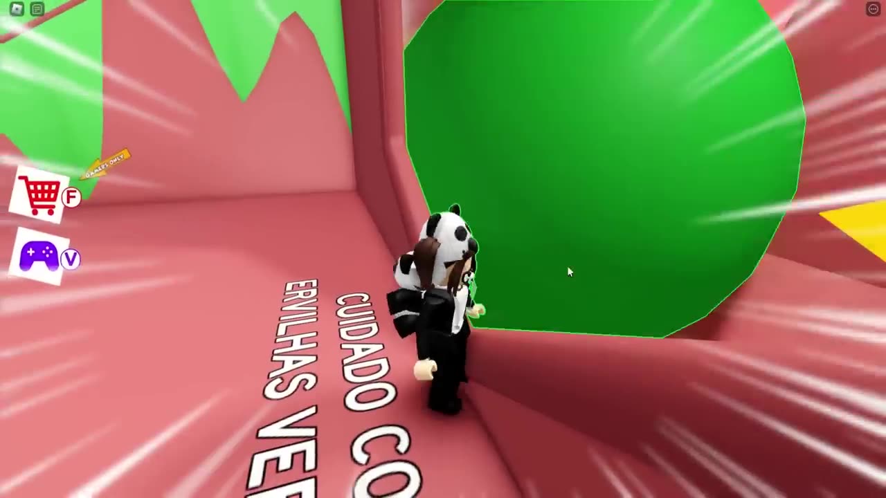 FUJA DE BABY BOBBY em ROBLOX!