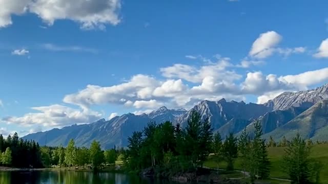 Quarry lake🇨🇦