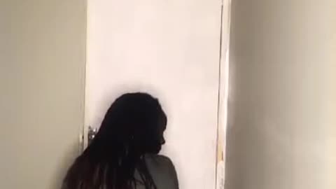 Twerking is what she like.