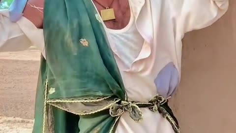 How are the girls a new one songs 😂😮 the sky is the sky