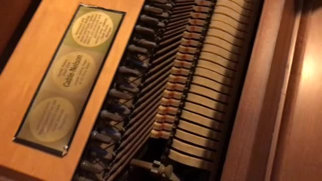 Upright Cable Nelson