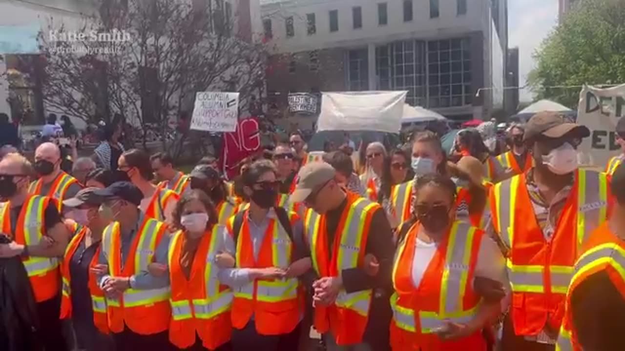 Columbia faculty are wearing "Climate Masks" to protect the atmosphere from