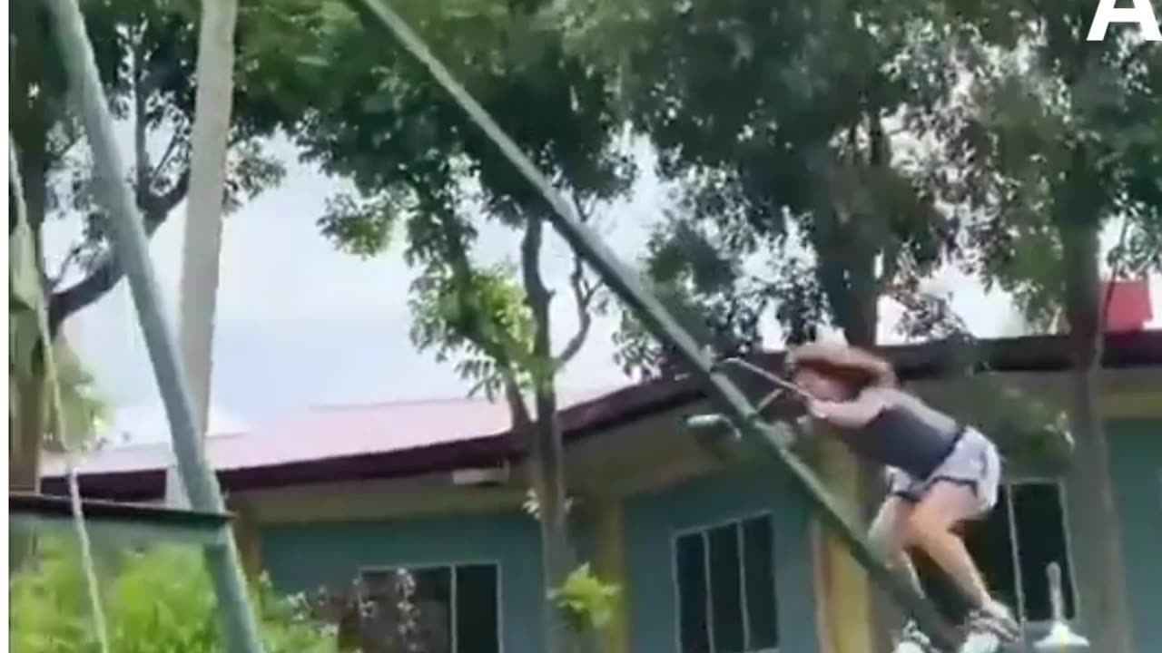Amazing 360 swing !