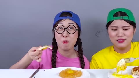 Real VS Jelly Chocolate Food Challenge DONA