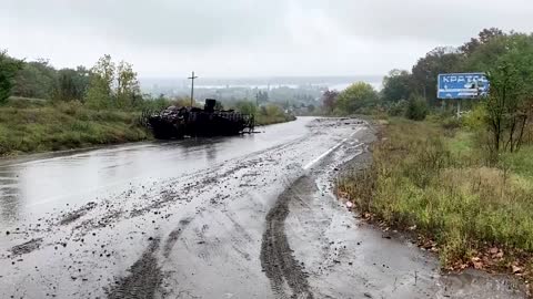 Ukrainians return to liberated village by boat