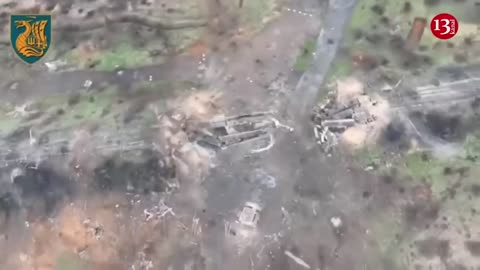 Left helpless under a destroyed bridge, Russians fail to escape from Ukrainian fighters