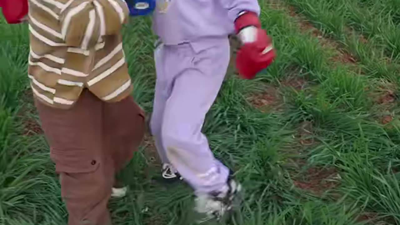 Funny kids boxing 🥊🥊