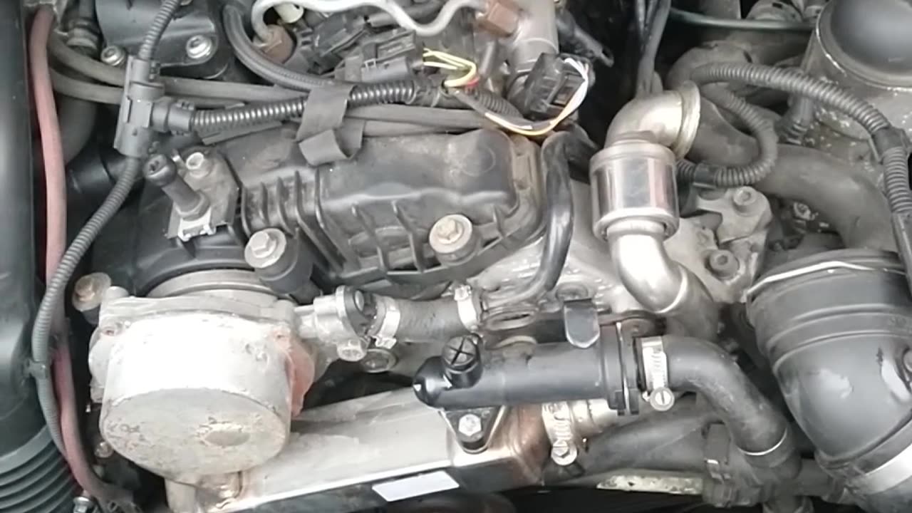 BMW X5 e70 3.0 SD twin turbo m57 engine sound without intake manifold