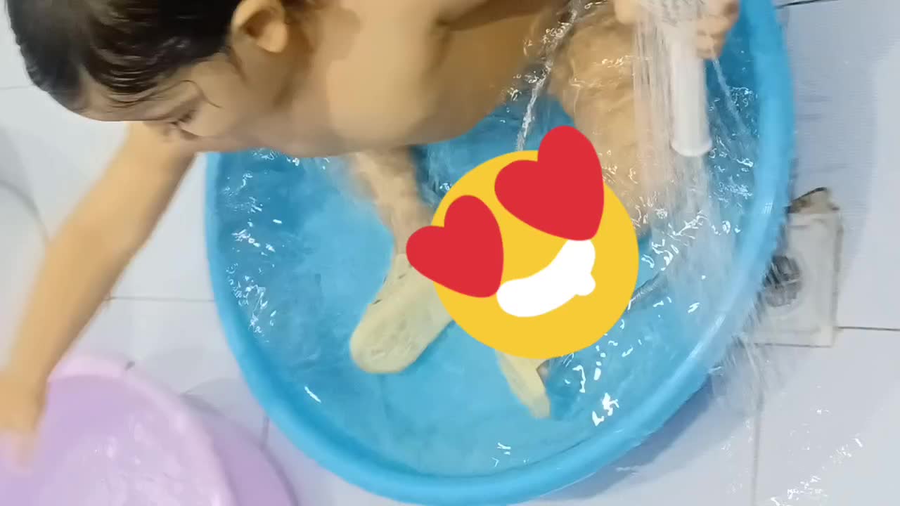 Farhan and water play in the bathroom