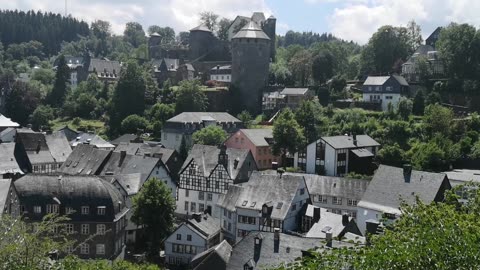 Exploring Monschau, Germany: Ultimate Day Trip Guide to a Charming Medieval Town
