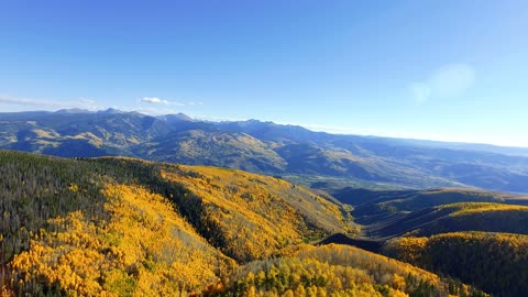 Rocky Mountains In Autumn 4K