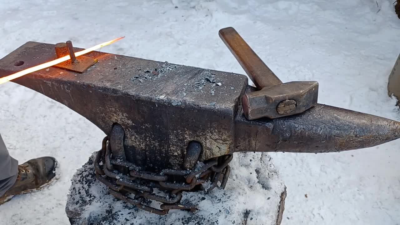 How to Forge Tools: No Forge Weld Fire Poker