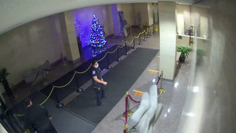 8002FCOB01MainLobby_2021-01-06_04h40min00s613ms.mp4