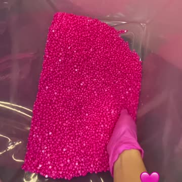 Discover Tickled Pink Hard Wax | Lovewaxing Demonstration