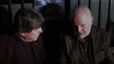 Scare 2 What In The World Are They Spraying On Us G Edward Griffin Anthony J Hilder