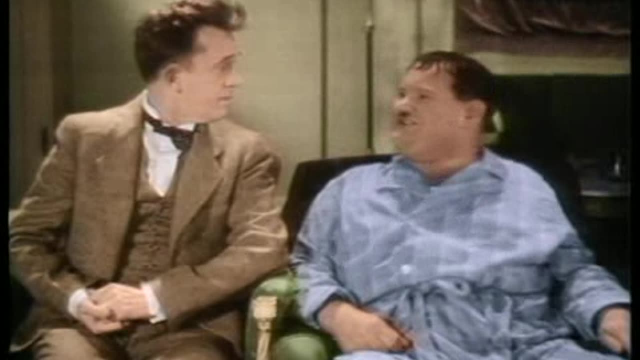 Laurel and Hardy - Sons of the Desert - 1933