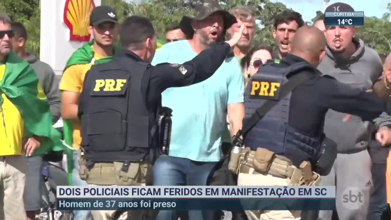 Manifestantes bolsonaristas atacam viaturas no Pará | SBT Brasil (07/11/22)