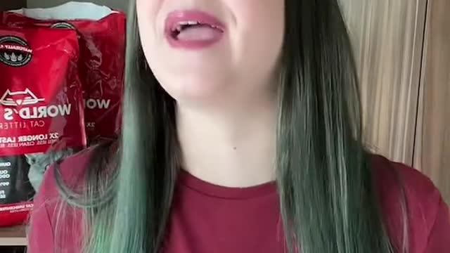 Yo tengo un arenero gigante, literalmente como de unos 6 metros y les gusta 😸