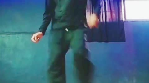 Awesome dance video as like Hrithik rowshan