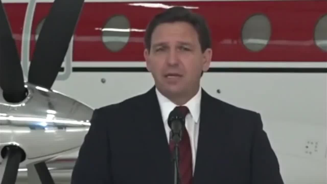 Ron DeSantis Slams Apple for Helping the CCP and Attacking Elon Musk