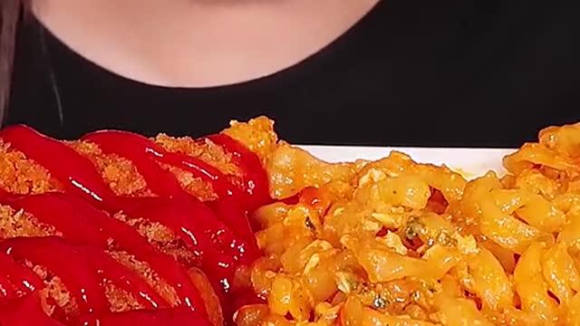 Carbo Fire Noodles, Fried Shrimp #zoeyasmr #zoeymukbang #bigbites #mukbang #asmr #food #먹방 #틱톡푸드 #ca