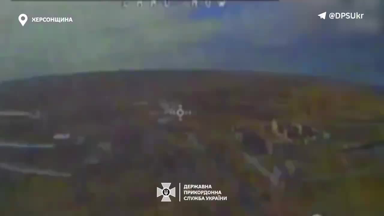 Border guards' FPV drone hit the "nest" with the occupier in the Kherson region
