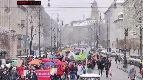 München 02.04.22 Großdemo Umzug