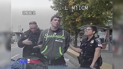 Raw Dashcam Video Shoplifter Tries To Run From Seattle Police