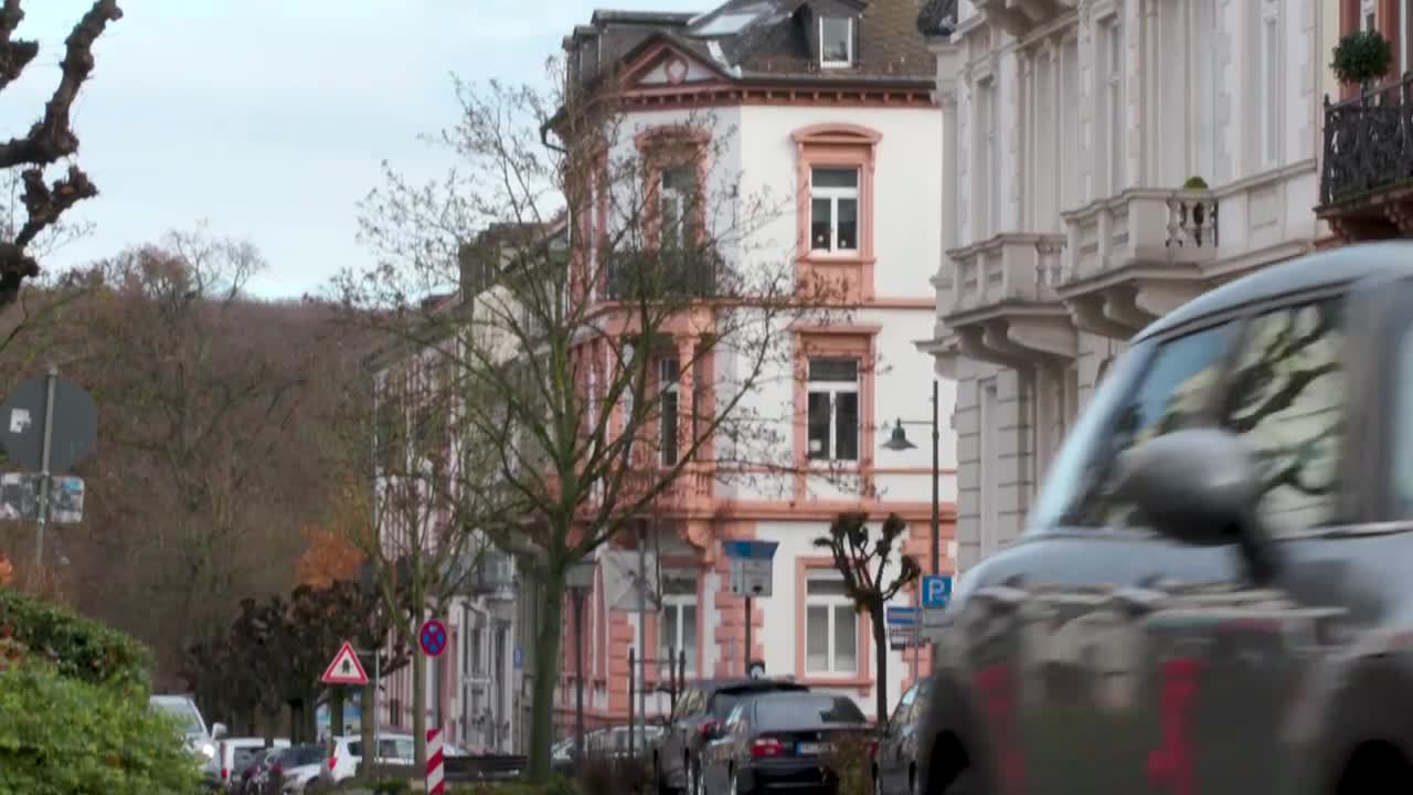 Christopher Guy In Frankfurt