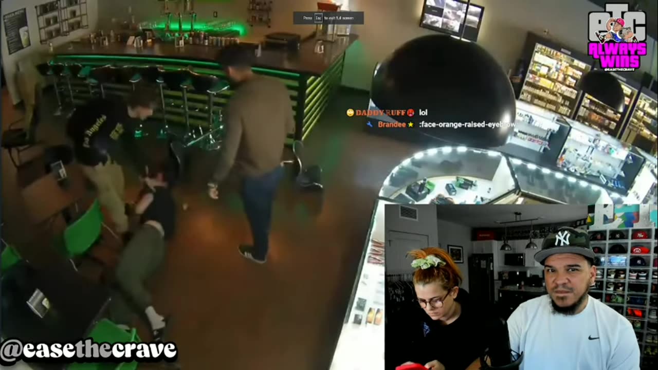 Ease the crave zaya and pebbs watches final fight between and thar guy at vapeshop 2/14/24part7