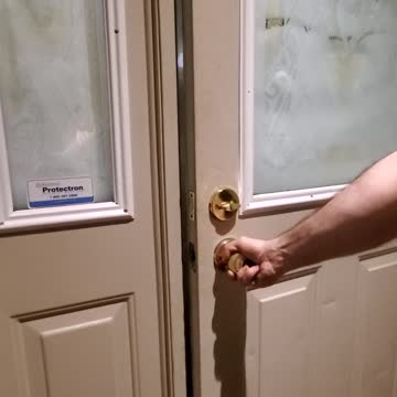 Homeowners Document Insanity Of Snowmageddon 2020