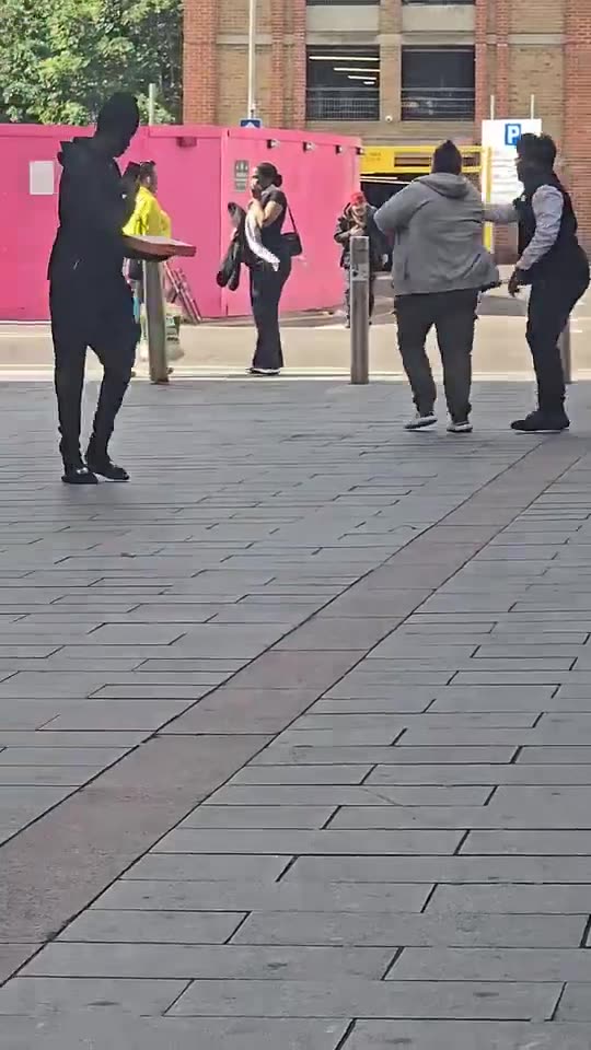 Shop thief in barking Asda UK yesterday time for more arrest